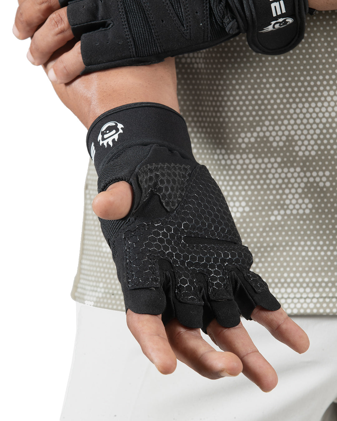 Active F8 Gloves ( Black & Blue) - Burnlab.Co